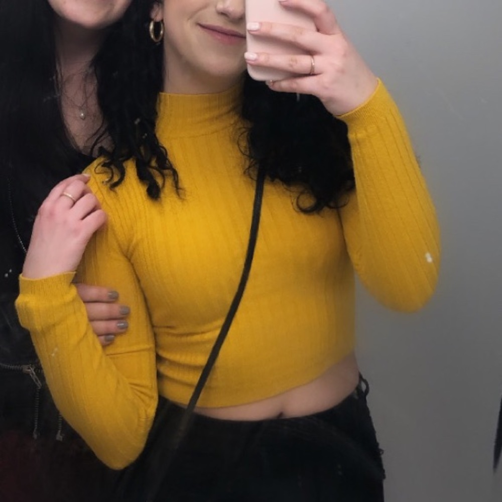 Urban outfitters cropped sweater